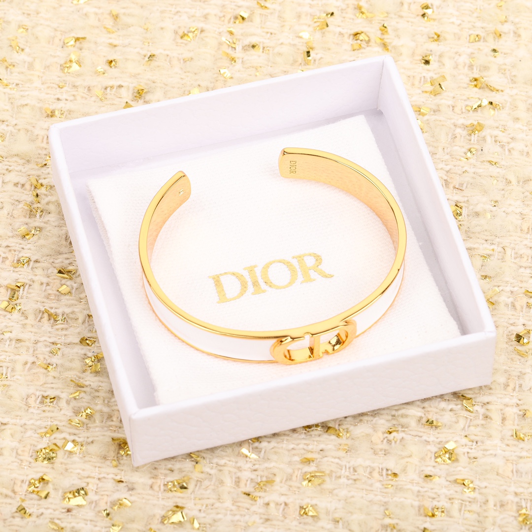 Dior Letter Open Bracelet