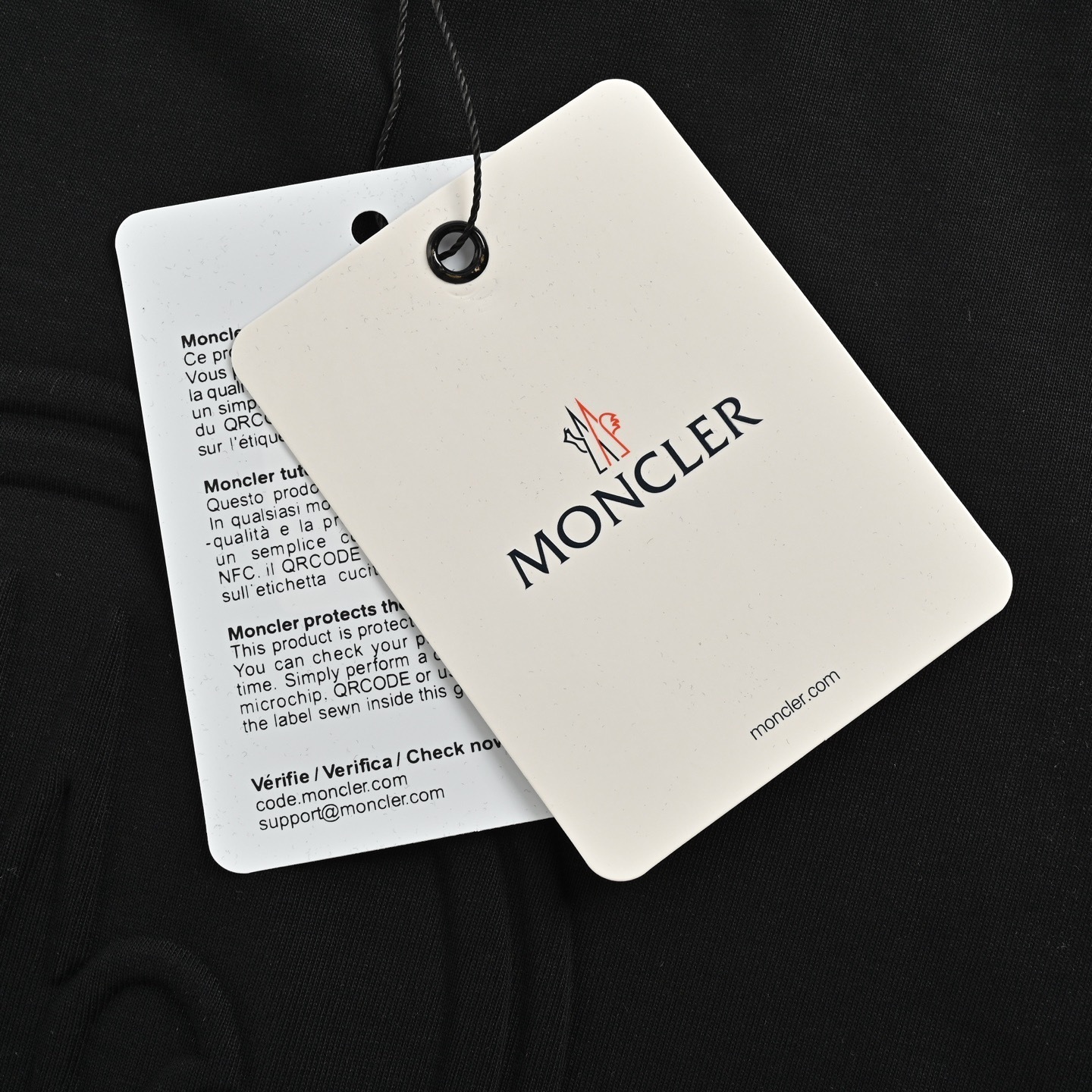 Moncler 25ss embossed logo short-sleeved shirt