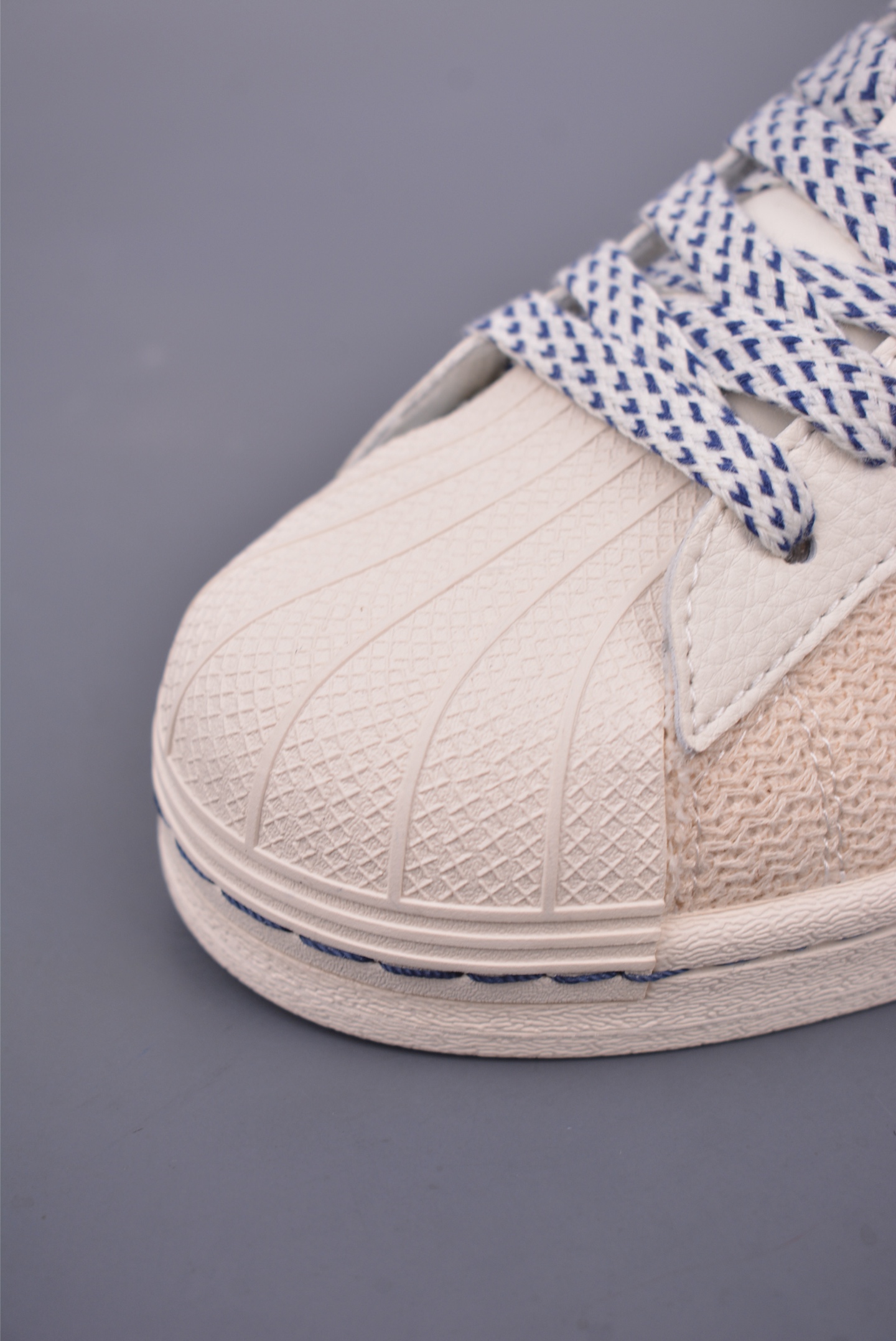 Superstar x Adidas Originals Superstar sneakers Linen Beige Blue HS3070