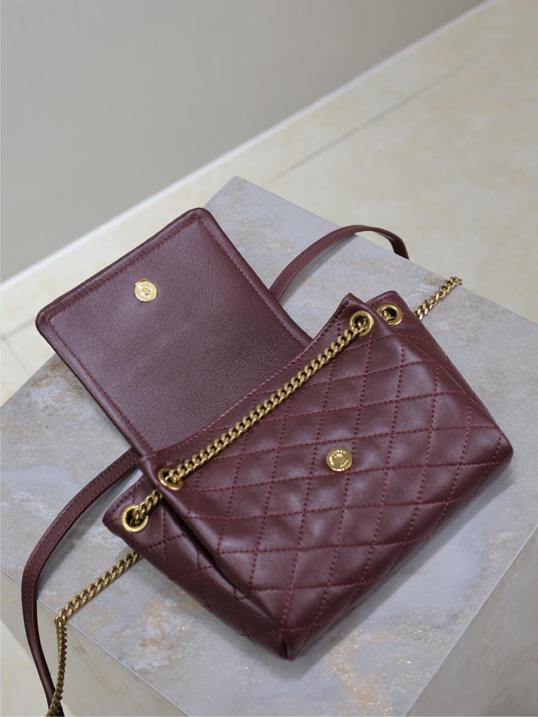 Yves Saint Laurent Mini Nolita Chain Bag 672738