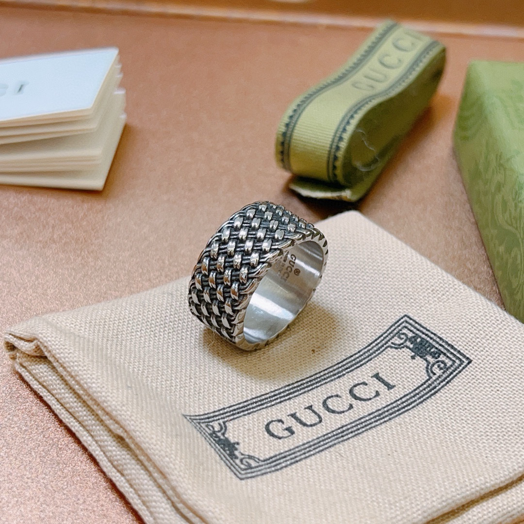 GUCCI Braided Vintage Ring
