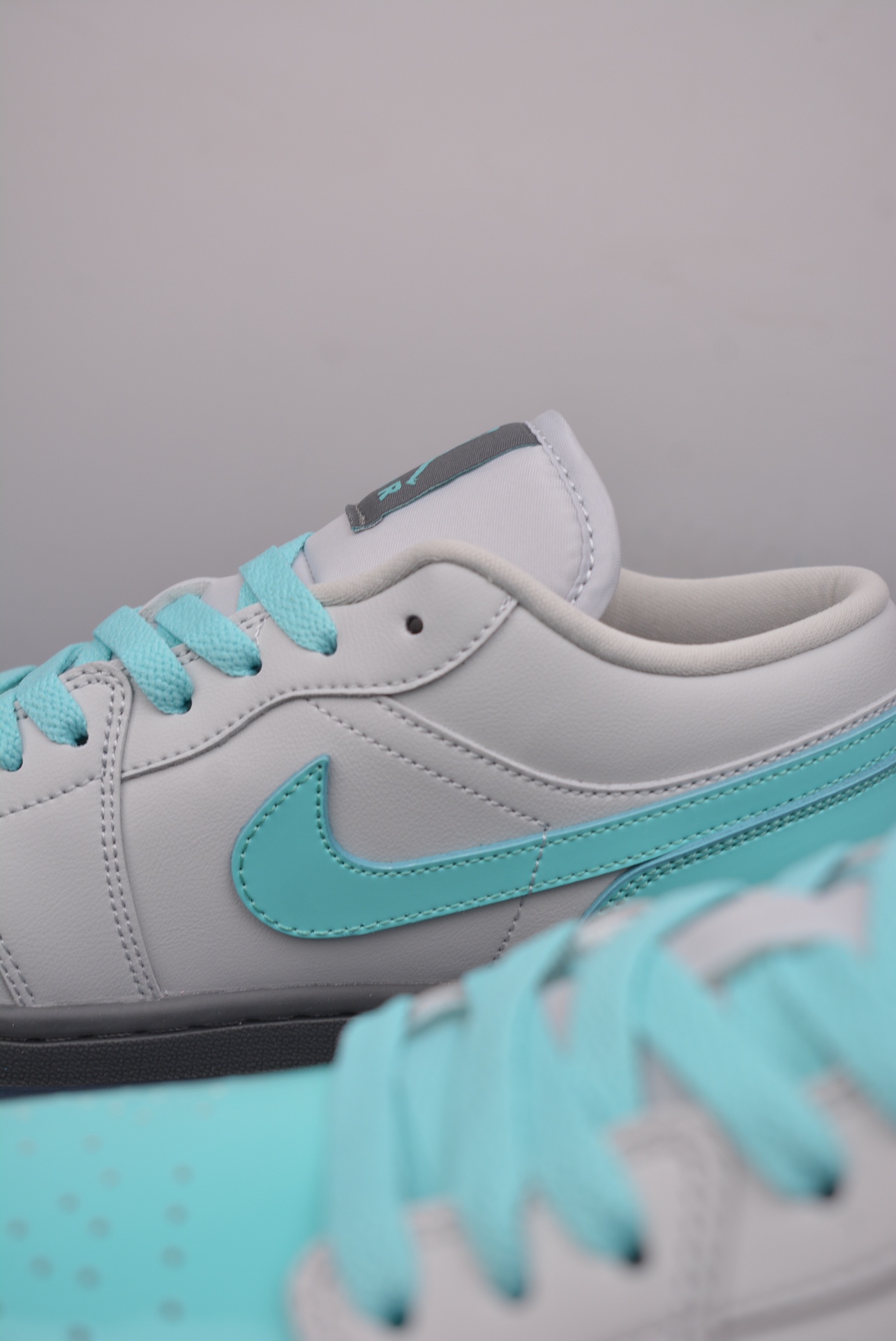 Nike Air Jordan 1 Low SE Polaroid Grey Blue HQ3599-025