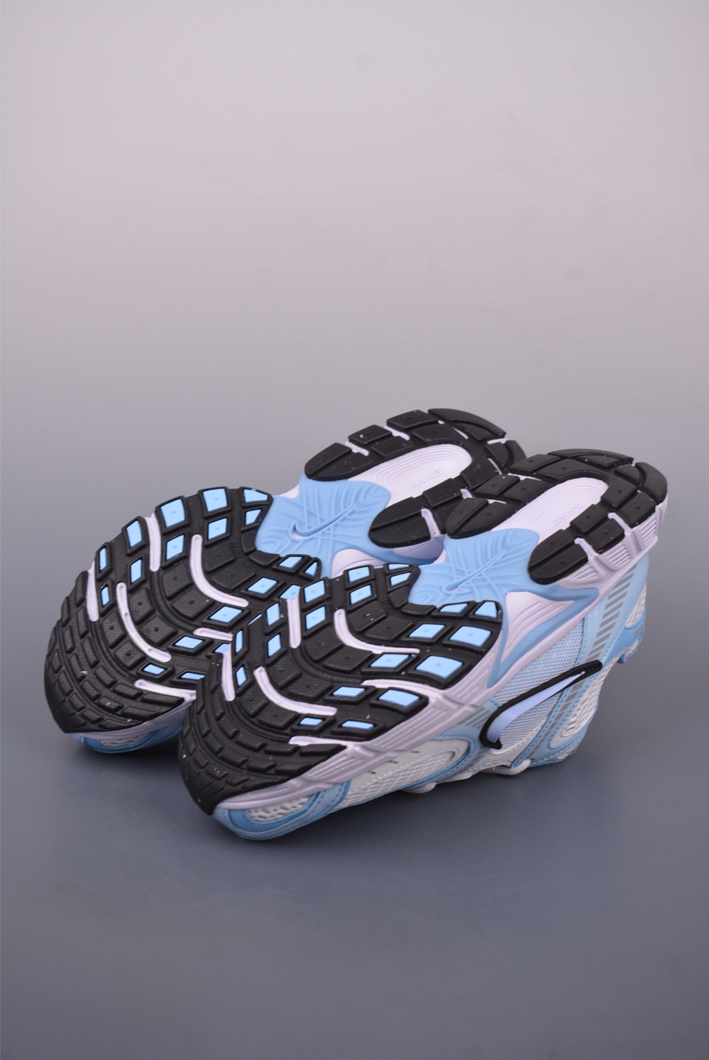 Nike V5 RNR 