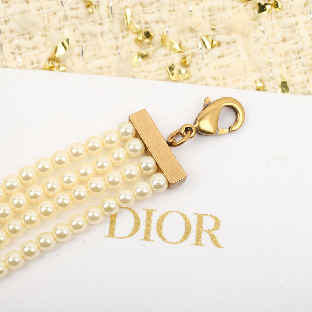 Dior 4-layer pearl bracelet