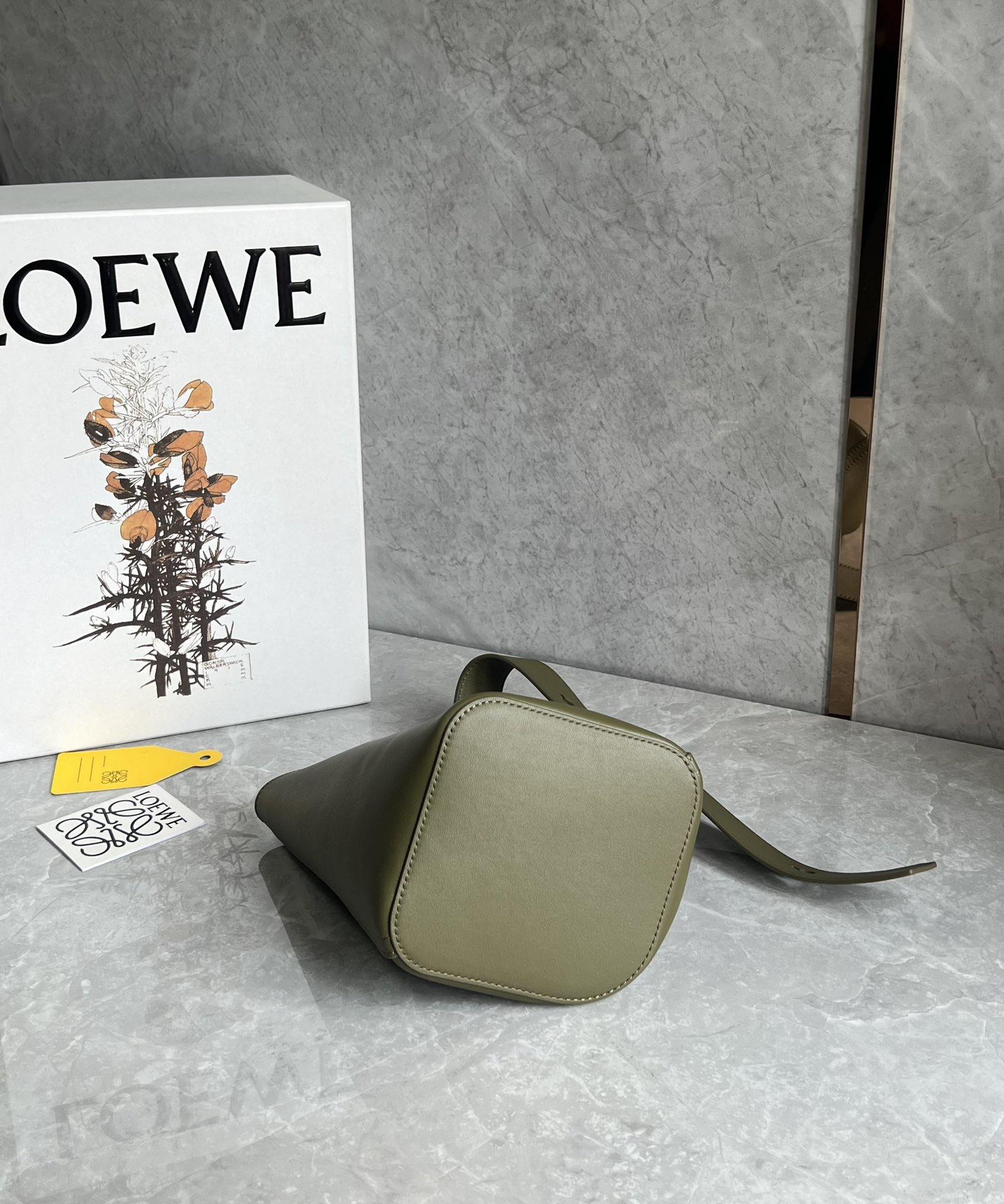 Loewe Pebble mini bucket bag 0705