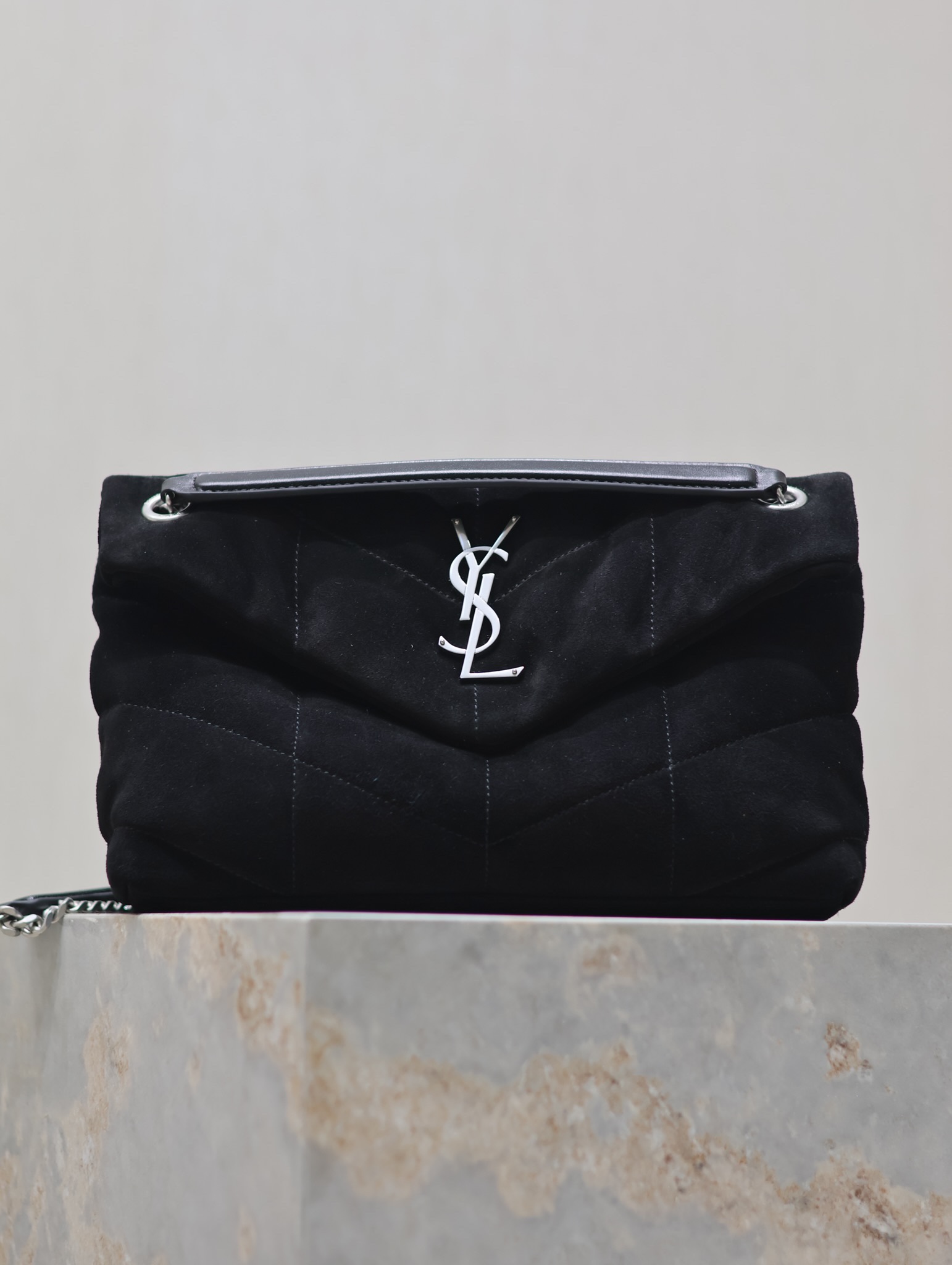 Yves Saint Laurent Loulou Puffer Handbag 577476