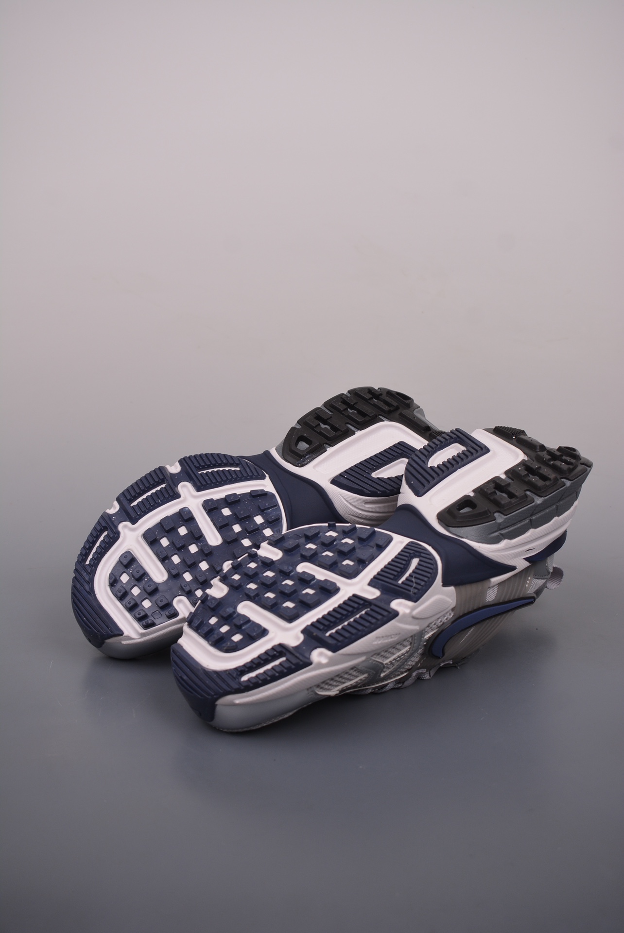 Nike Wmns V2K Runtekk Low Liquid Silver Grey Blue HJ4497-002