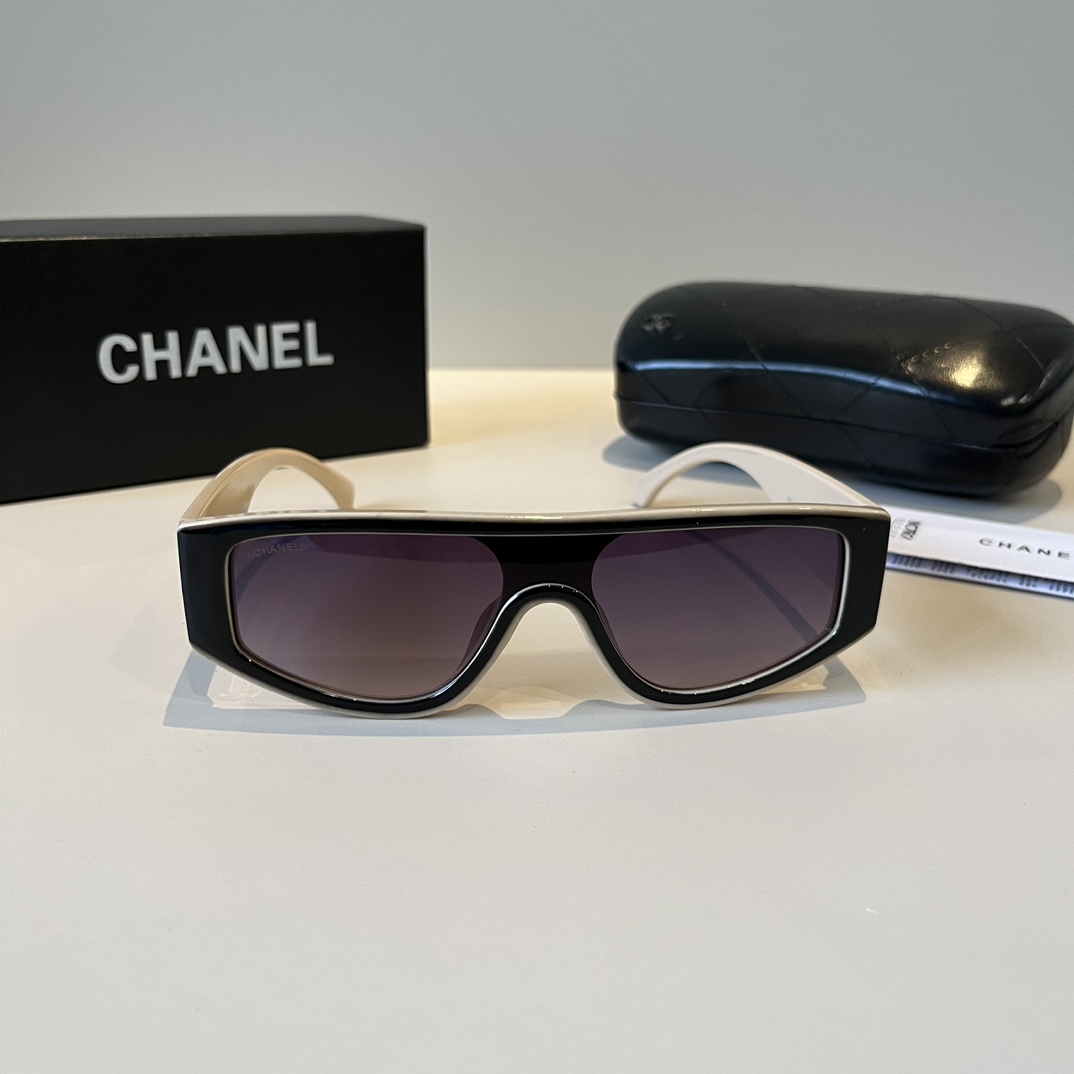 Chanel round frame sunglasses