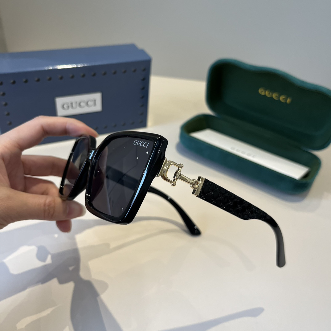 Gucci Square Frame Sunglasses