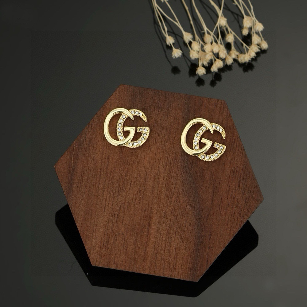 GUCCi GG diamond earrings
