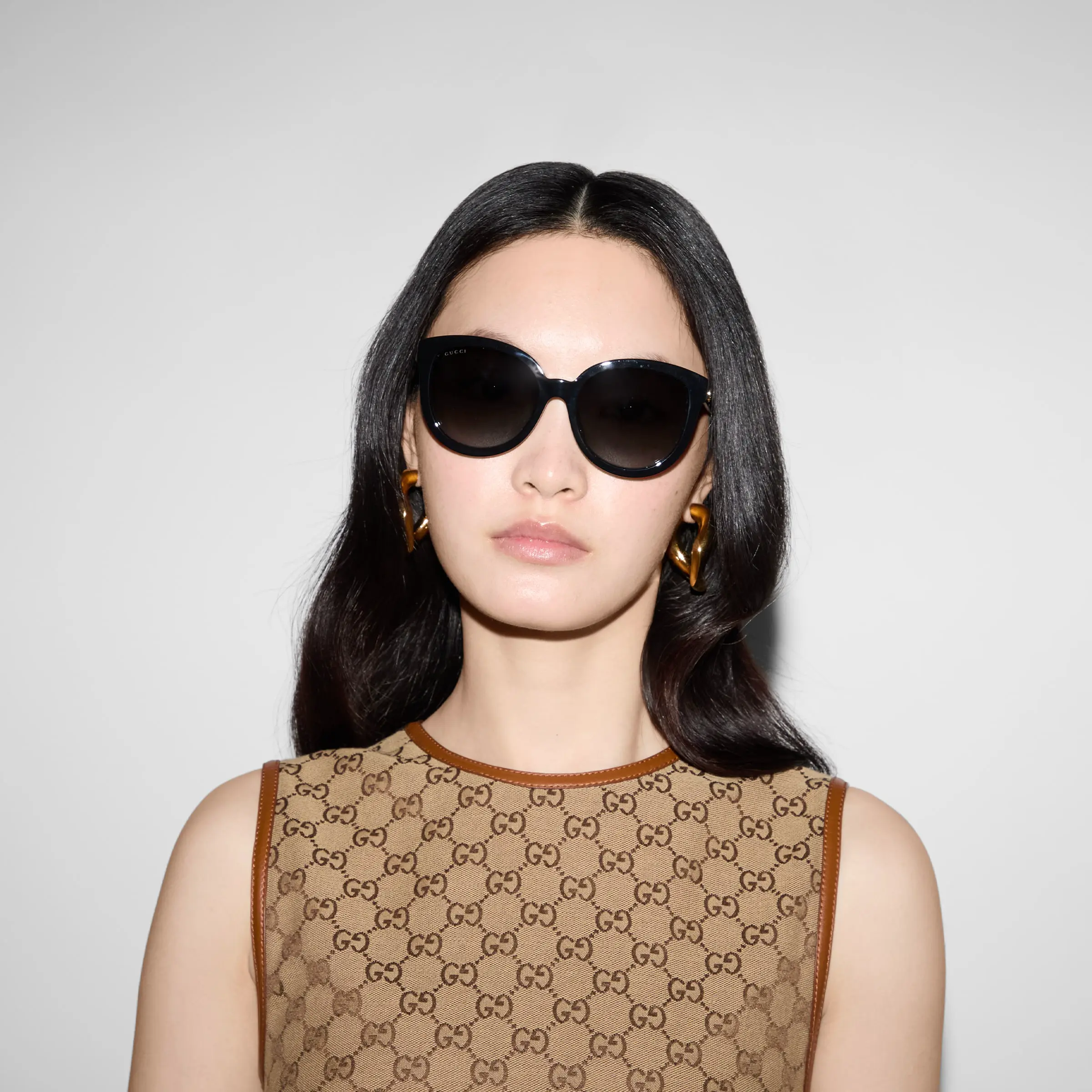 Gucci low bridge fitted cat-eye frame sunglasses