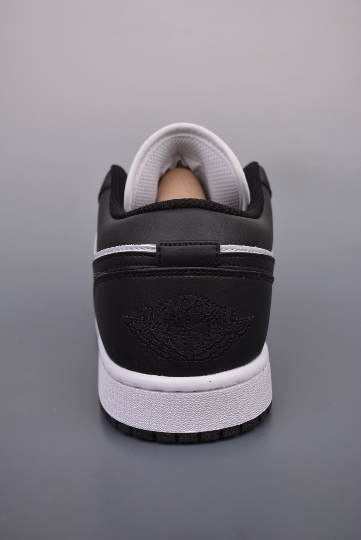 Air Jordan 1 Low Black and White Panda 553558-131