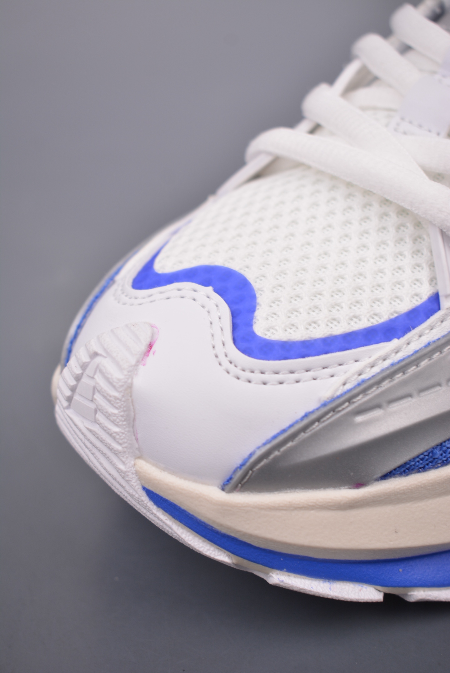 Adidas Vento XLG MTW White Silver Blue  JS1502