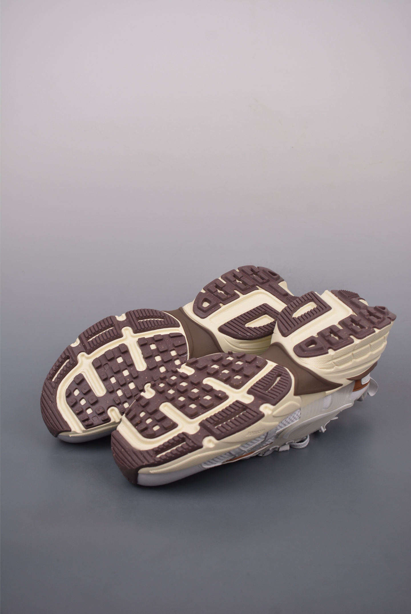 Nike Wmns V2K Runtekk Low Photon Grey FD0736-202