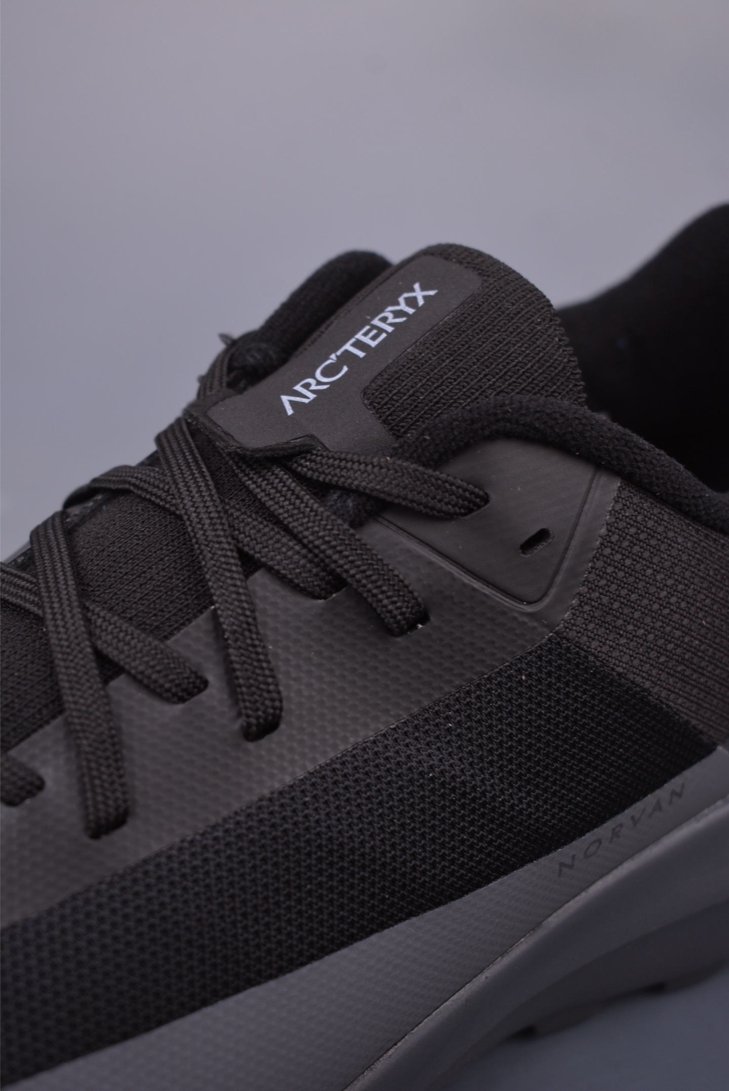 Arc'teryx KYLAN sneakers gray and black 0772183129