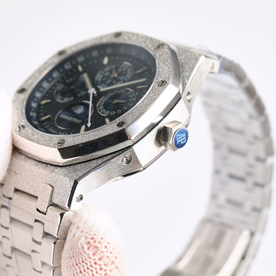 Audemars Piguet Royal Oak Series 26574 Series