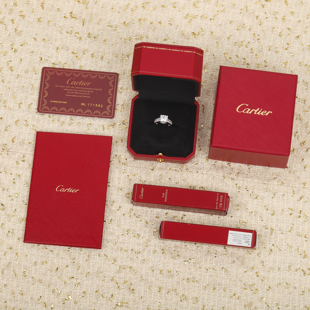 Cartier 2 carat horn ring
