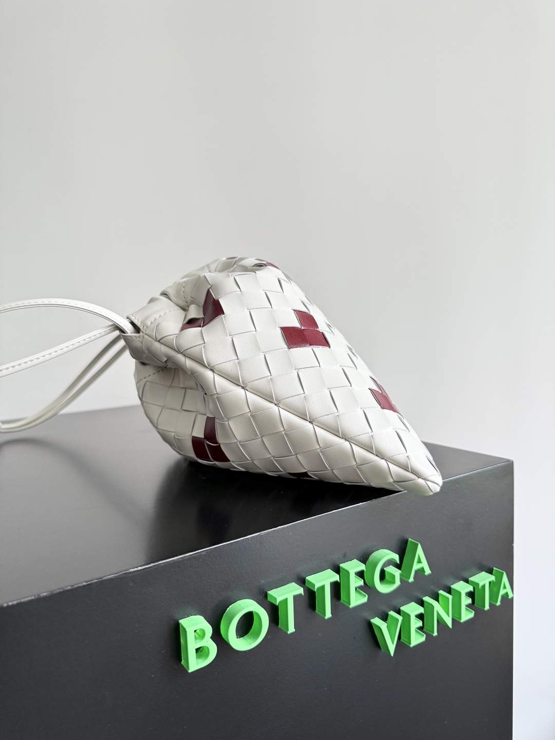 BOTTEGA VENETA Dustbag 796728
