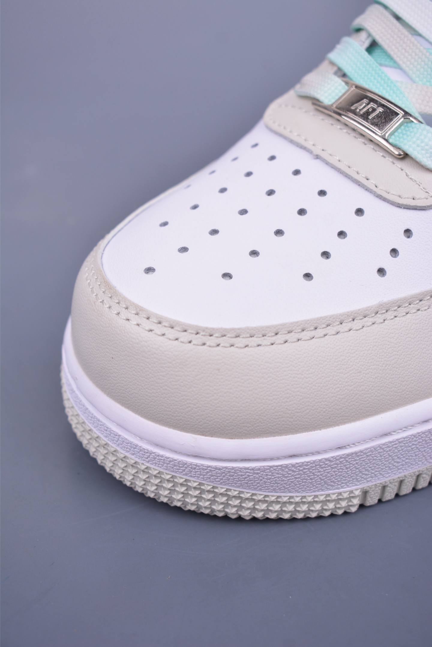 Nike Air Force 1 07 Low Sneakers Blue Hook Gradient LZ6699-555