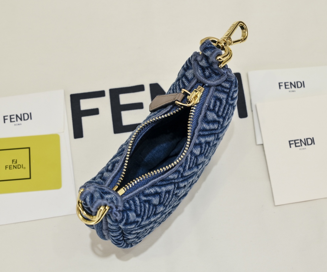 FENDI gray underarm mini bag 2186