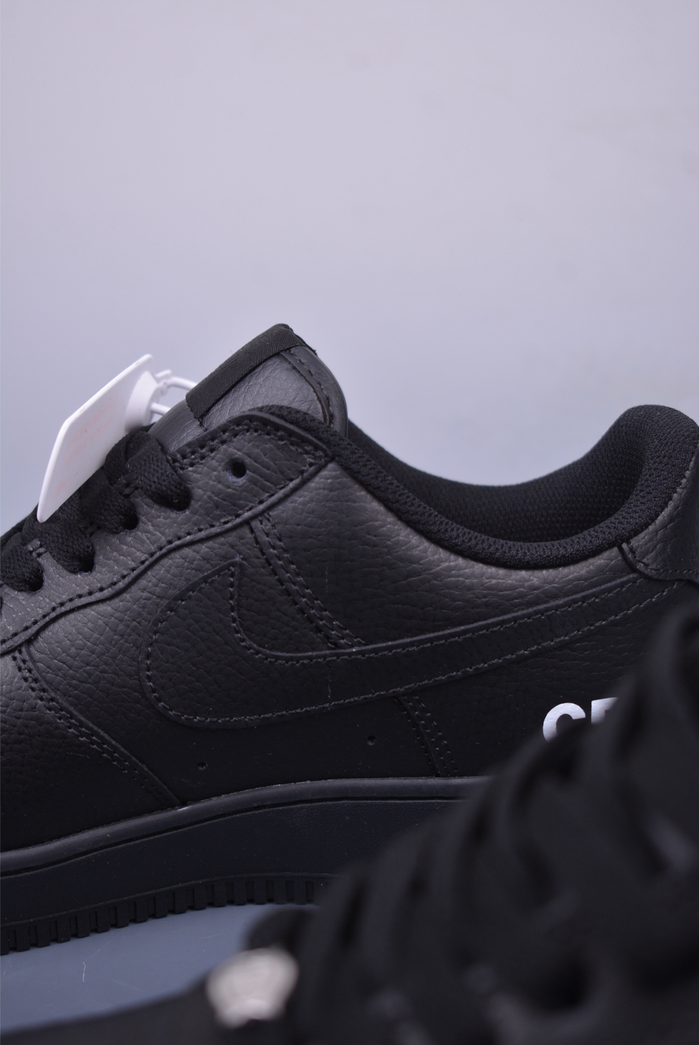 CDG x Nike Air Force 1 07 Low Sneakers Black IB9949-001