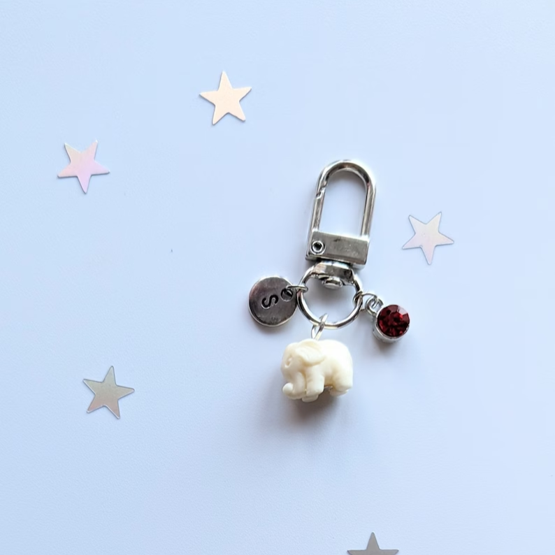 Cream Travel elephant keychain