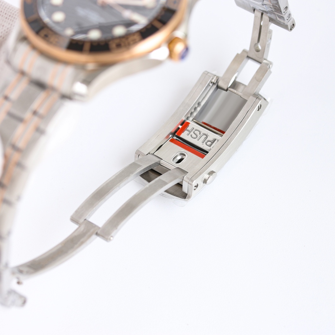 OMEGA Seamaster 300 Series