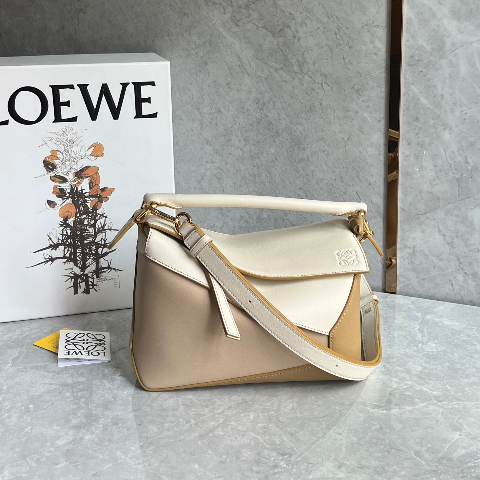 Loewe suede colorblocked zzle bag 0681