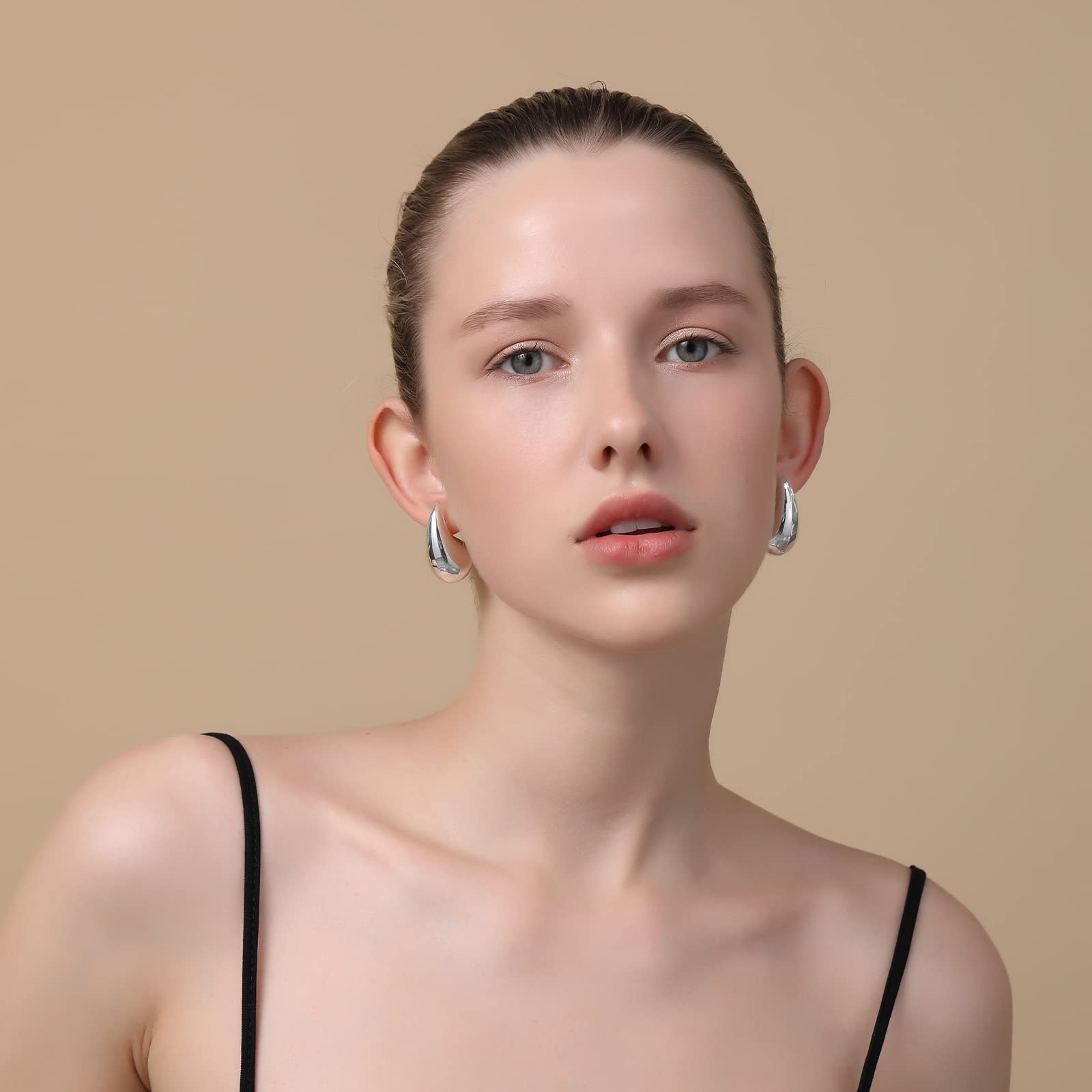 🔥Last Day 50% OFF🔥25/32/47mm Chunky Gold Hoop Earrings for Women | Lightweight Tear Drop Earrings