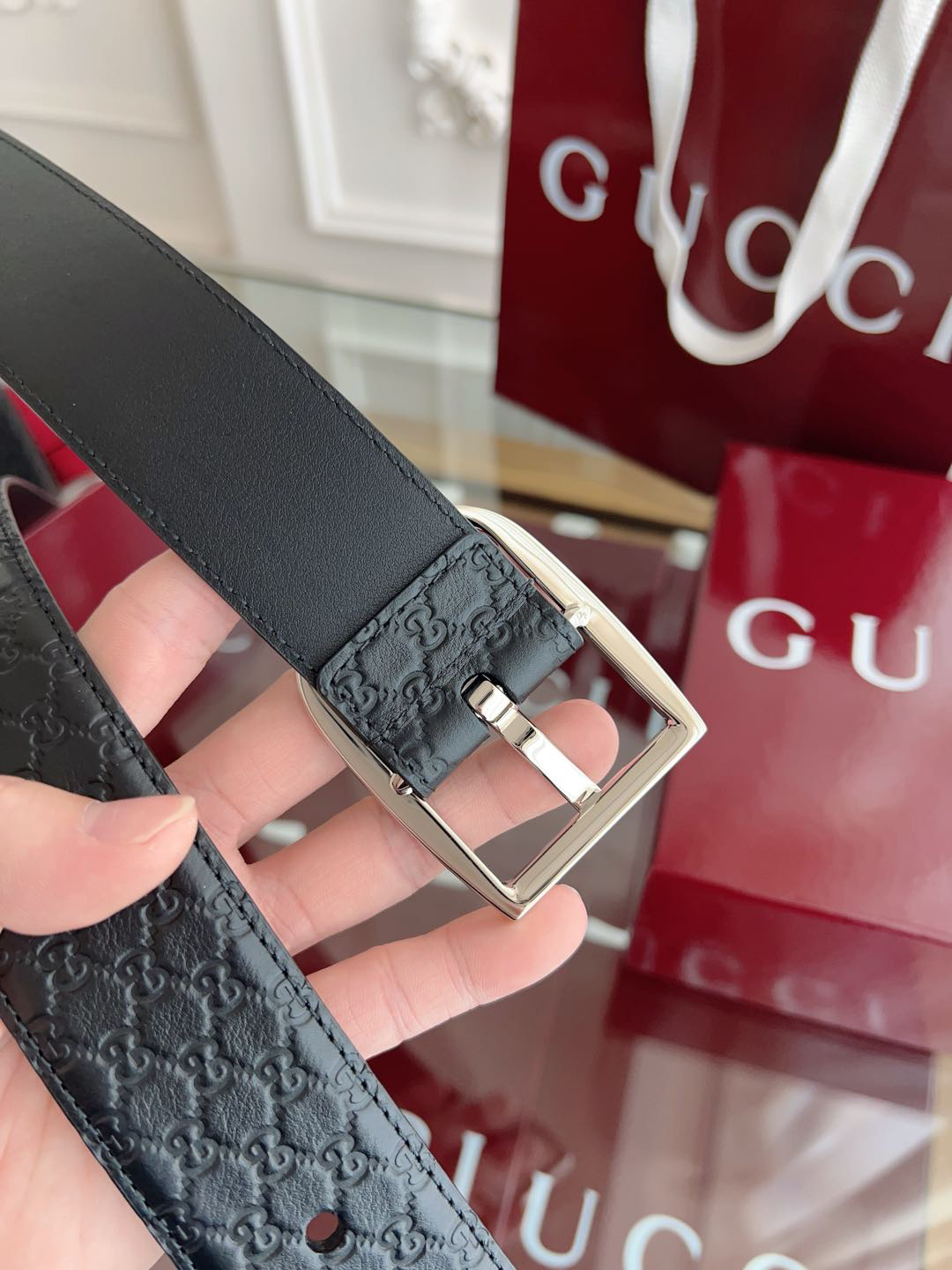Gucci pin buckle embossed leather belt width 4.0cm