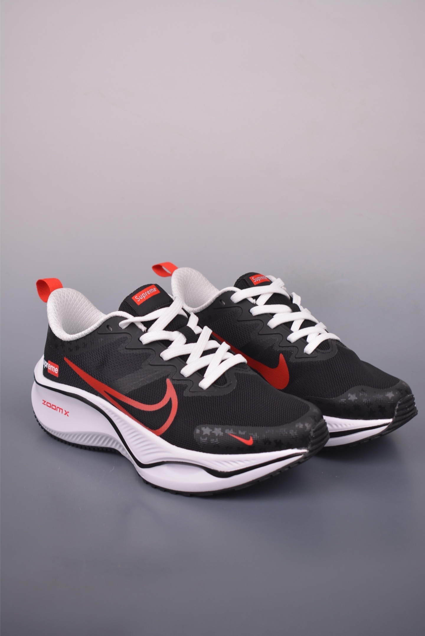 Supreme x Nike Zoom Plus 