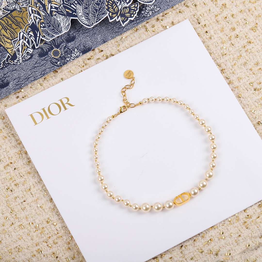 Dior CD Pearl Choker Bracelet