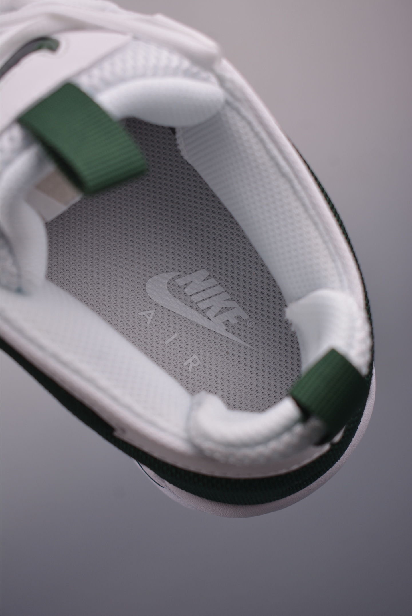 Nike Air More Uptempo Low 