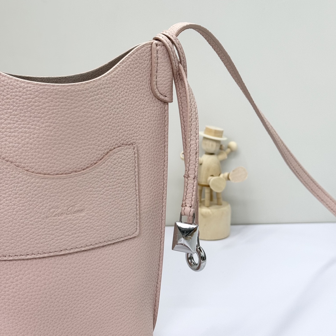 Loyo Pianya Bale mobile phone bag