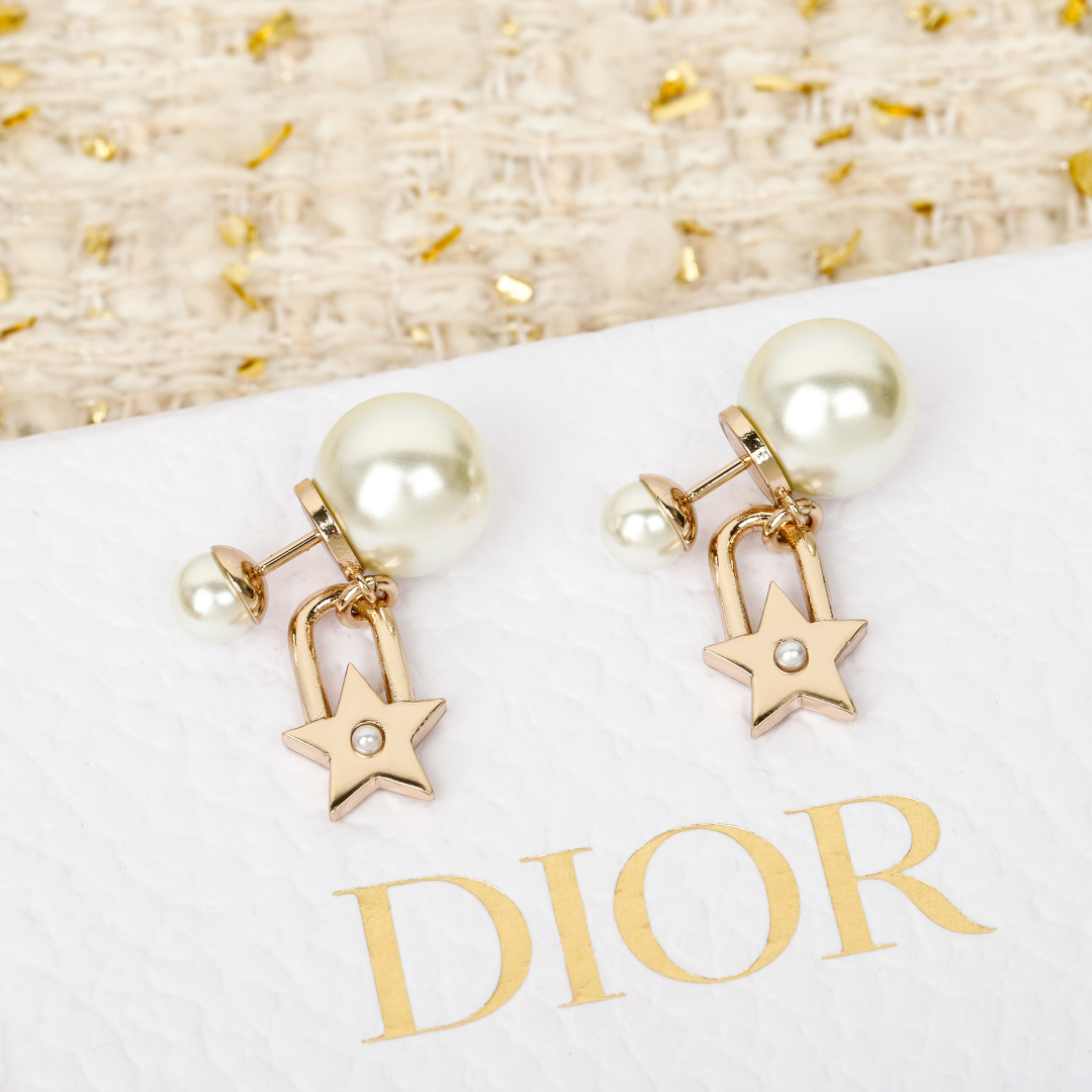 Dior Pentagram Pearl Earrings