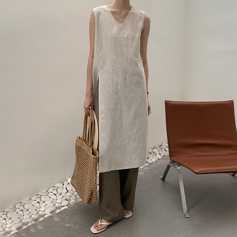 Split Sleeveless Comfy Midi Dress