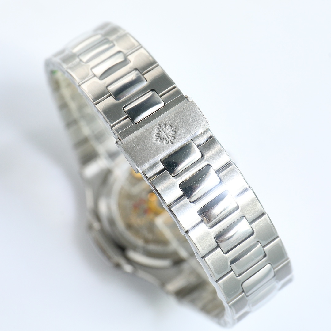 Patek Philippe Elegant Sports Series 57111A-014