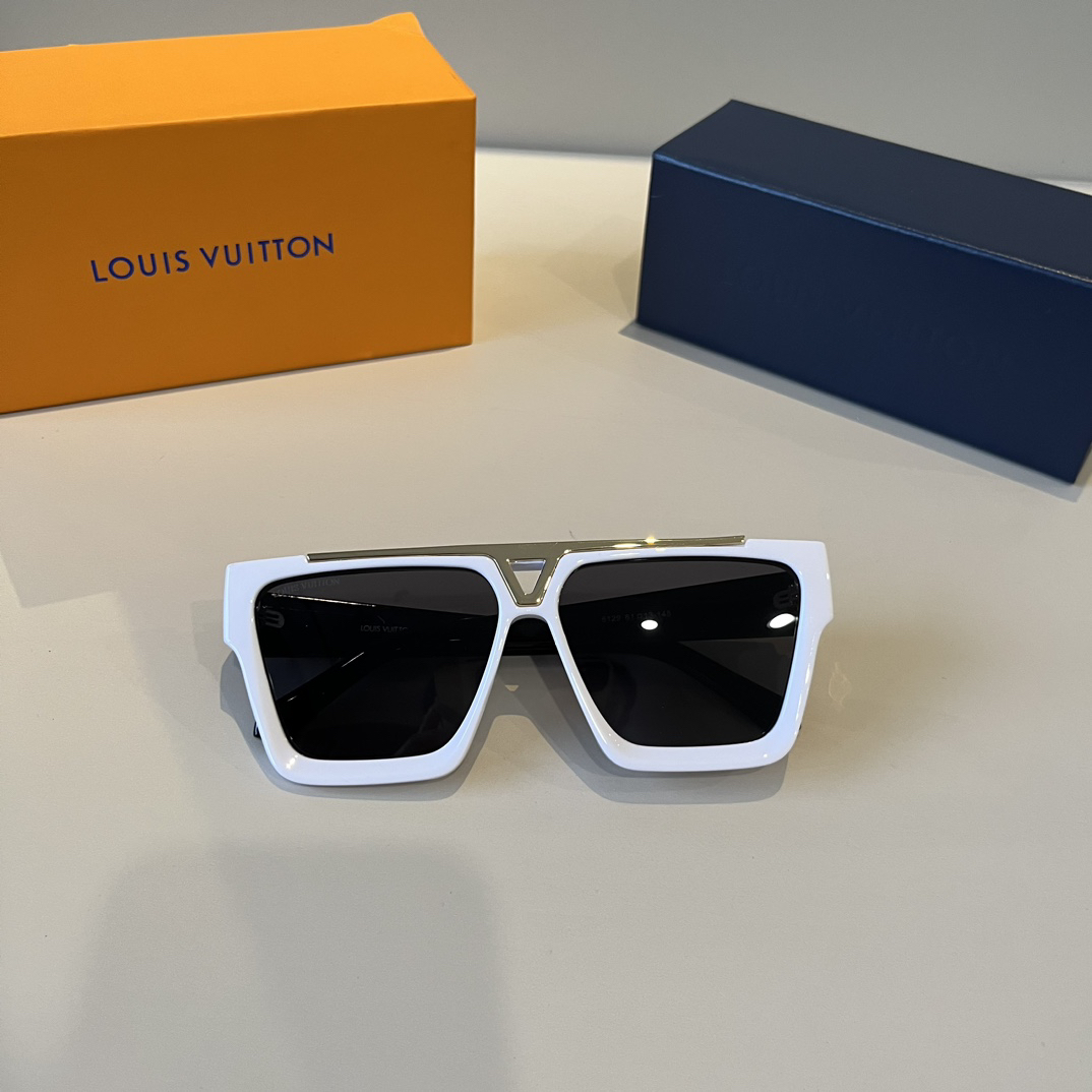 Louis Vuitton square-frame sunglasses