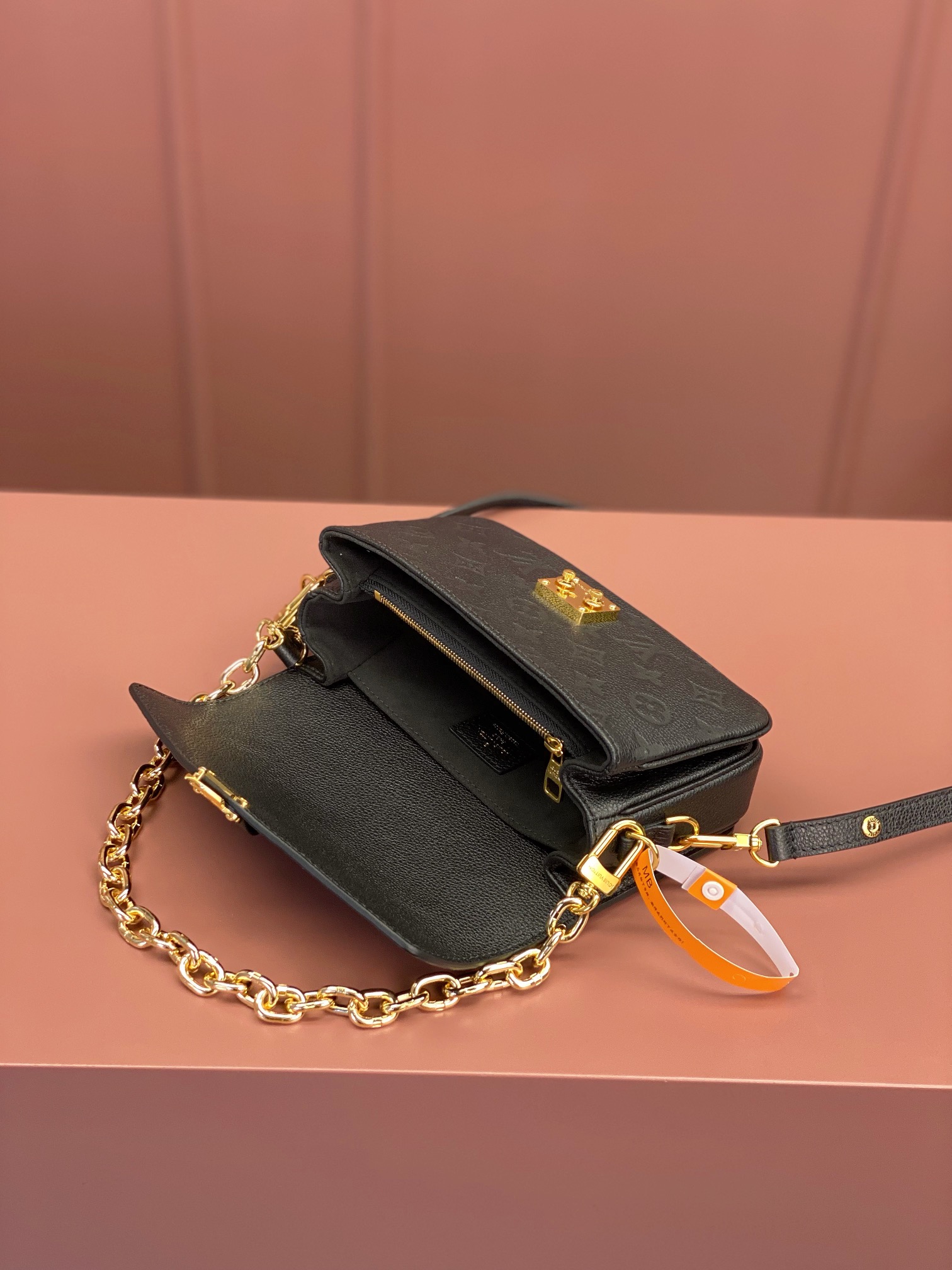 Louis Vuitton POCHETTE MÉTIS EAST WEST Bag M46595