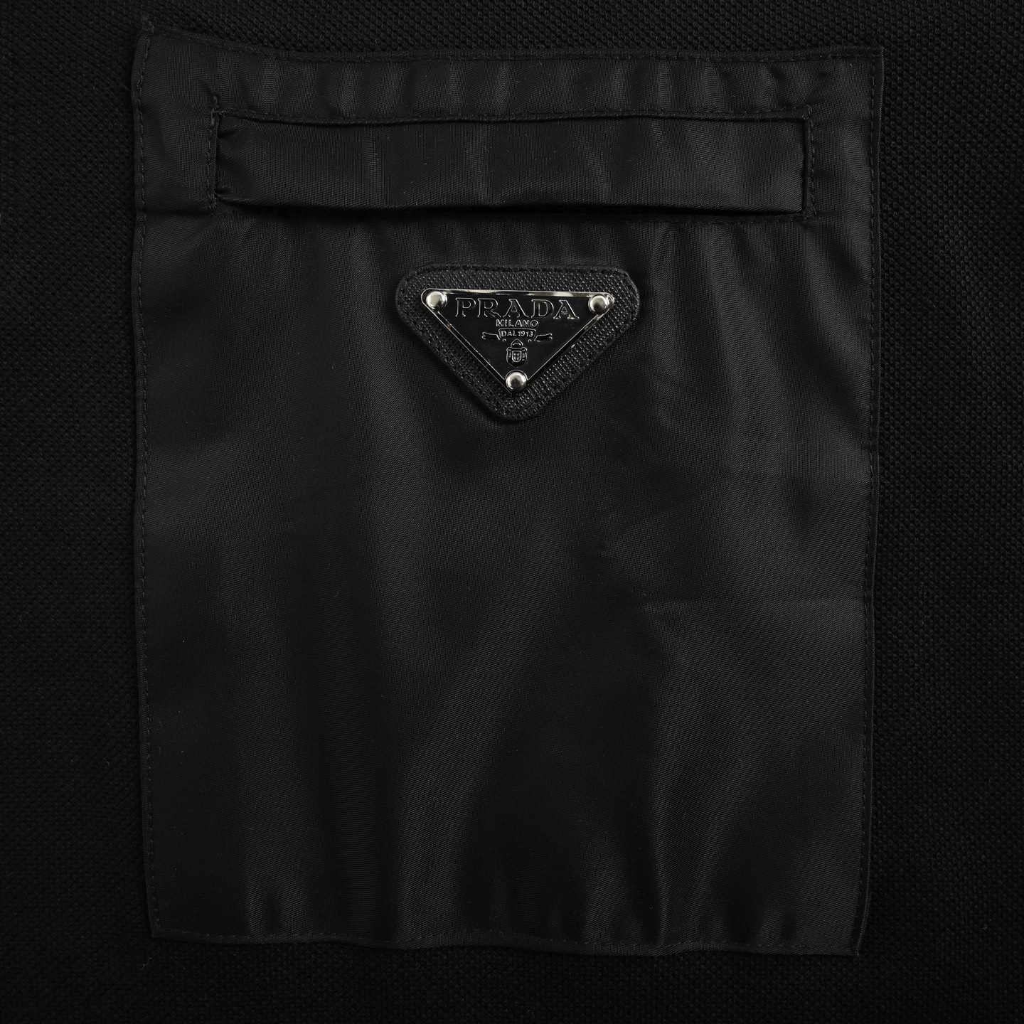 Prada 25ss triangle logo half zip polo short sleeve