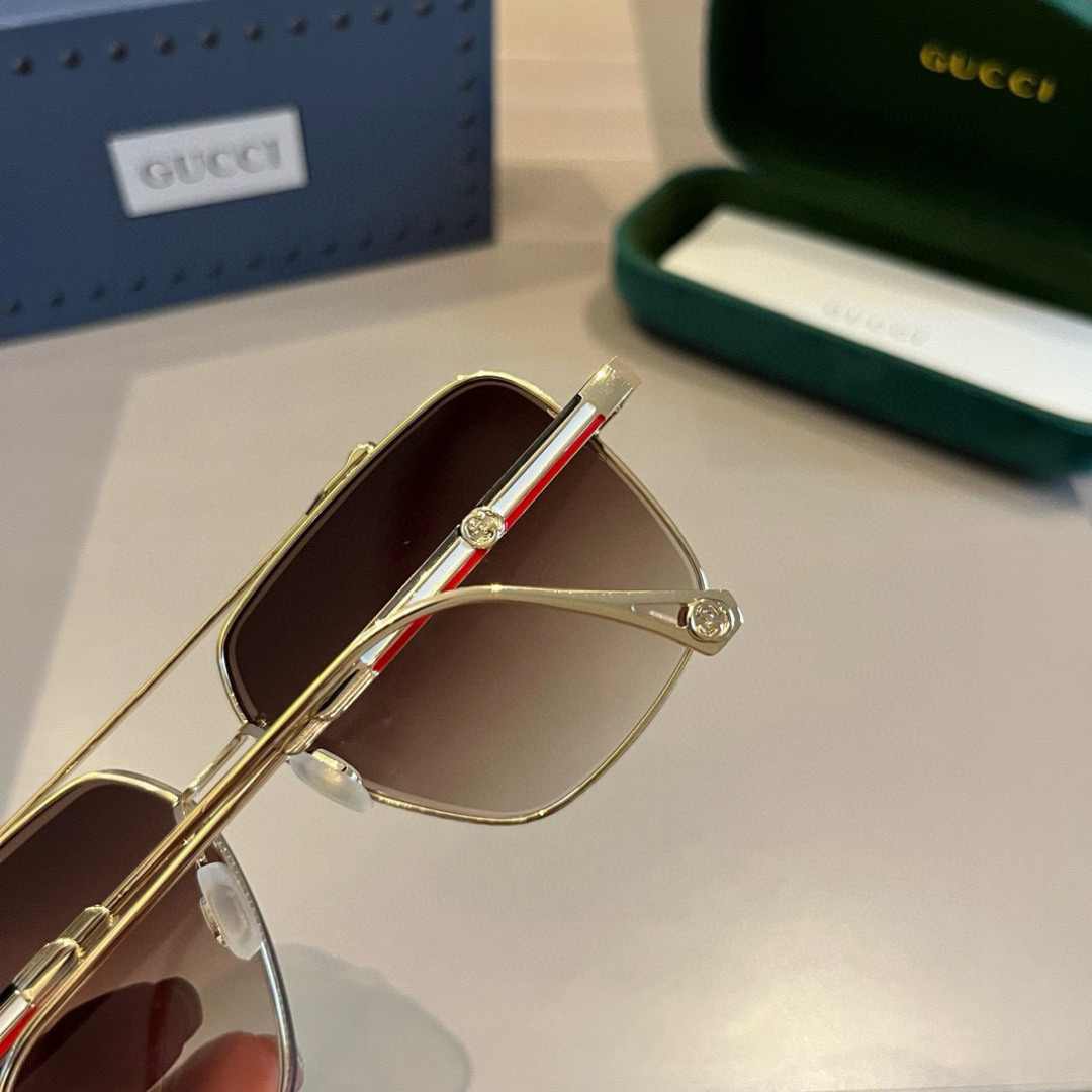 Gucci Square Frame Sunglasses