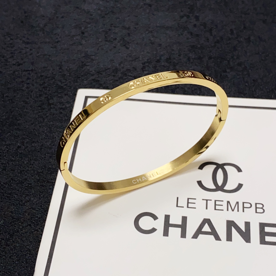 Chanel narrow engraved letter bracelet