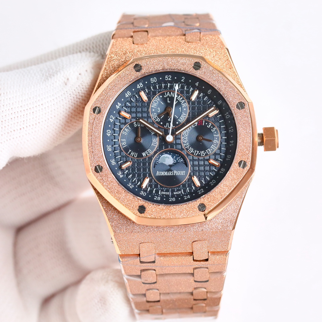 Audemars Piguet Royal Oak Series 26574 Series
