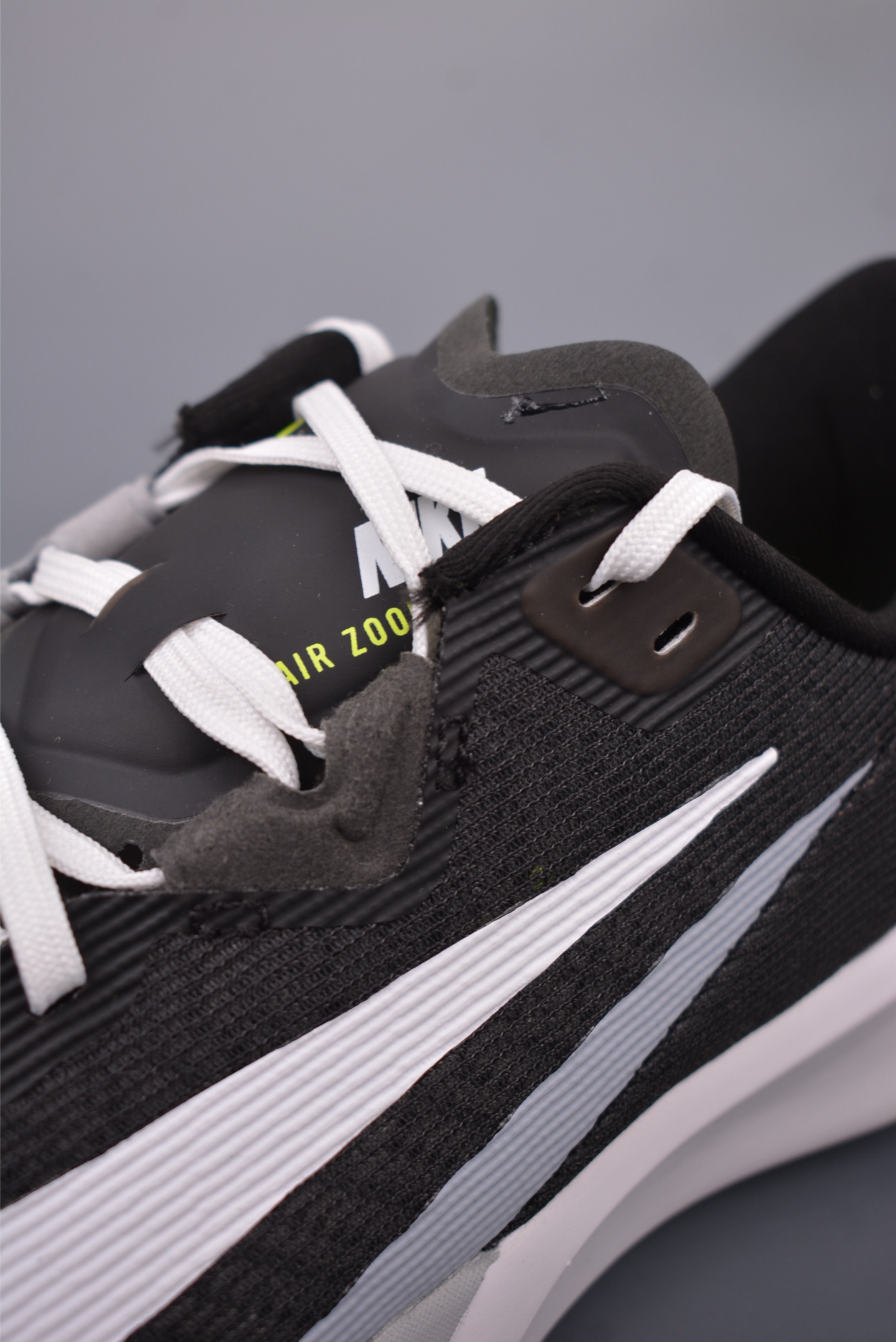 Nike Air Zoom Rival Fly 4 Black White Grey FV6040 001