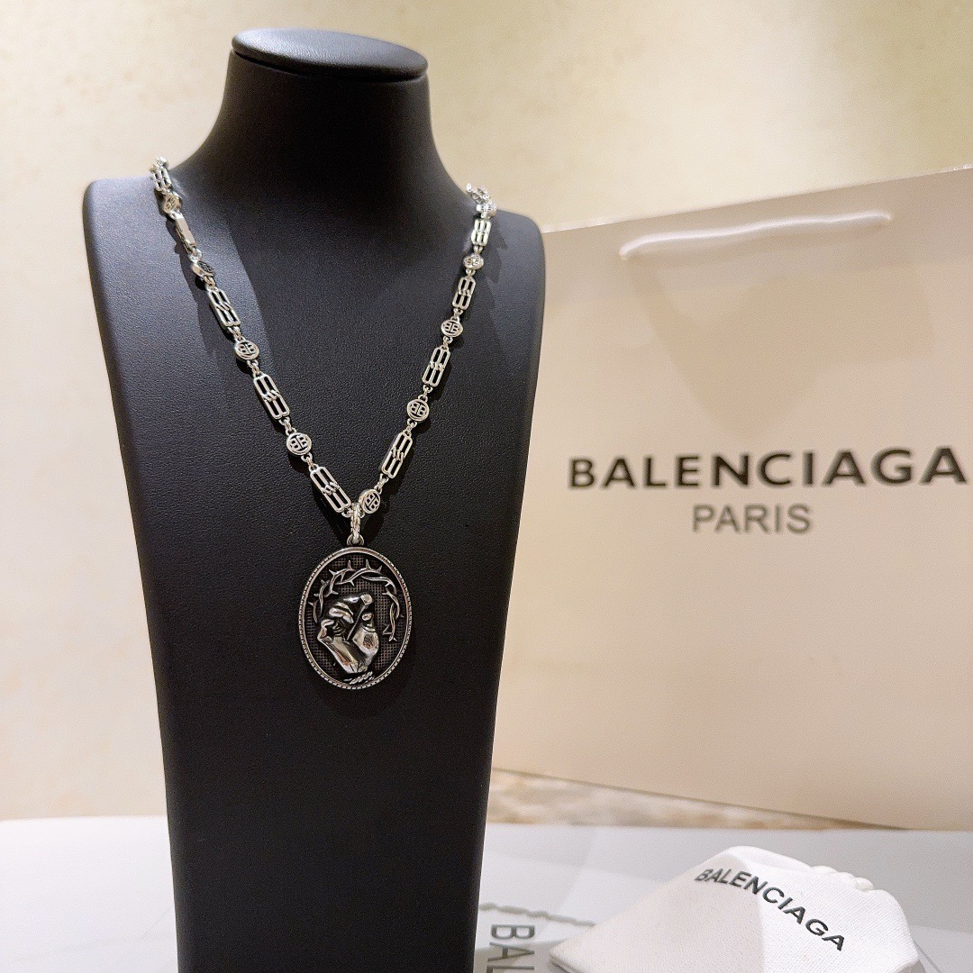 Balenciaga Palm Piercing Chain Necklace