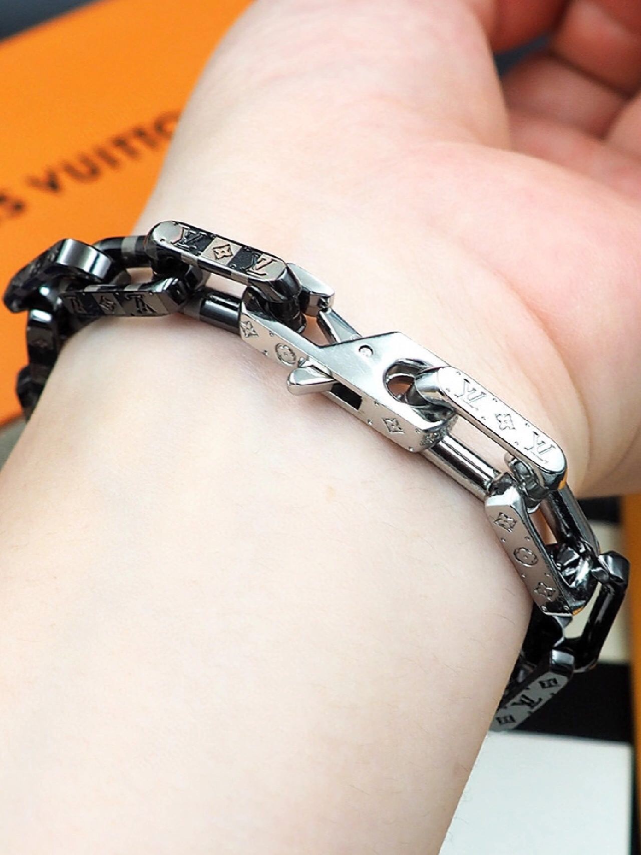 Louis Vuitton Mongram Chain Bracelet