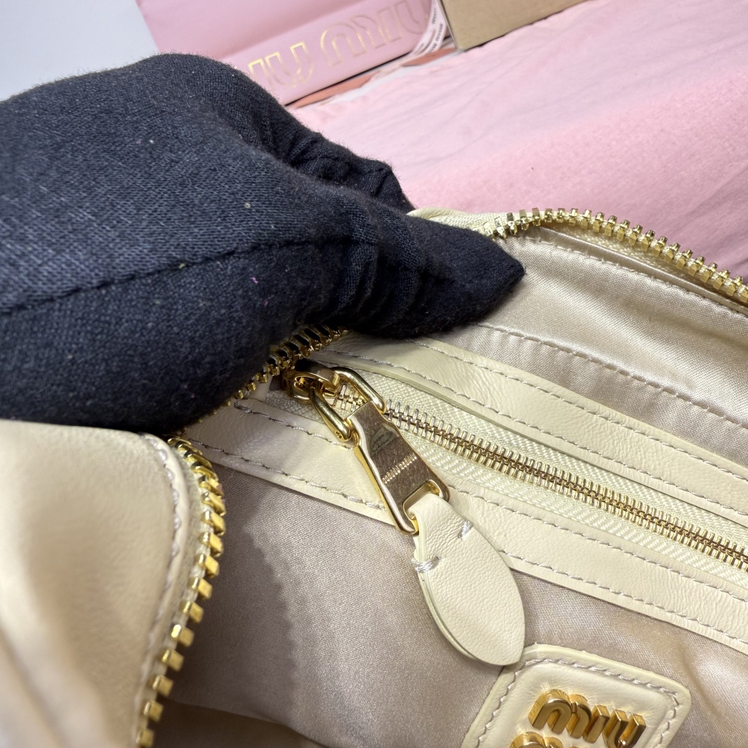 Miu Miu new bowling bag 5BB142