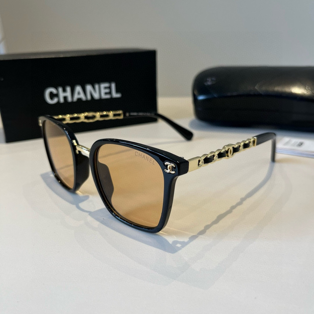 Chanel round frame sunglasses