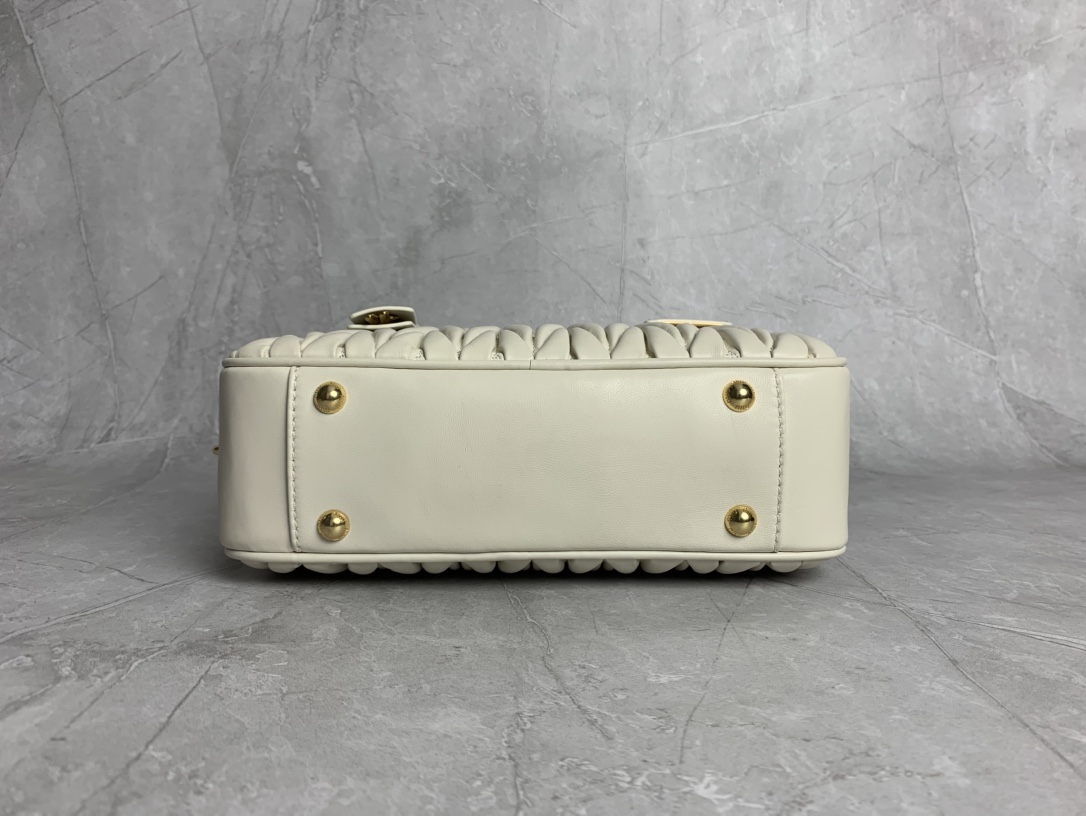 Miu Miu too etty bowling medium handbag 5BB124