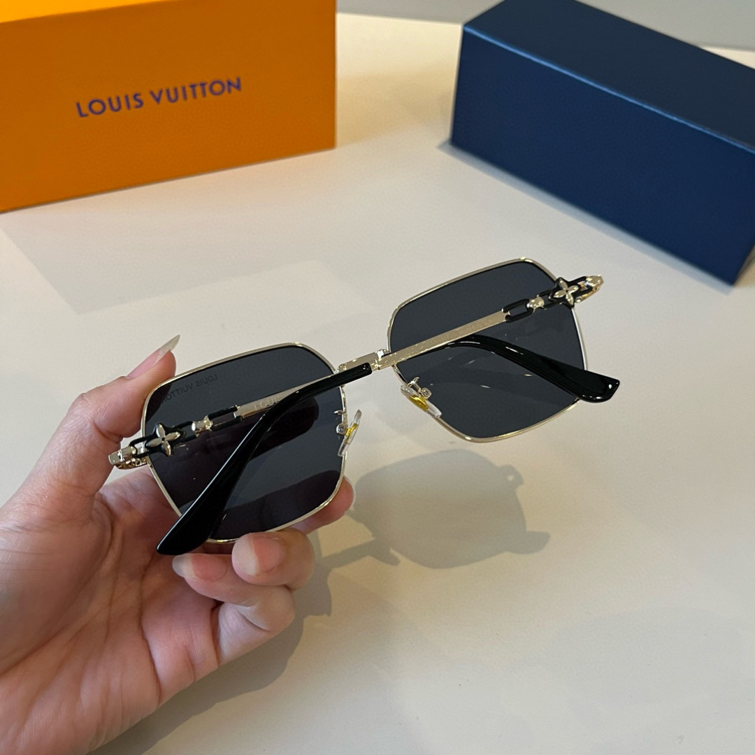 Louis Vuitton Square Frame Sunglasses